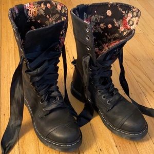 Doc Marten Boots
